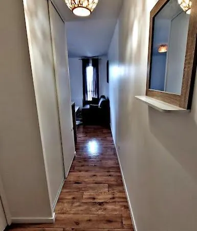 Apartment Logement Entier : *